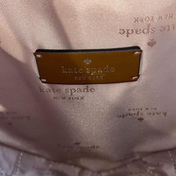 ♠️kate spade 3D Pretzel Big Apple Embellished Puffy Crossbody Bag NWT - Picture 14 of 16